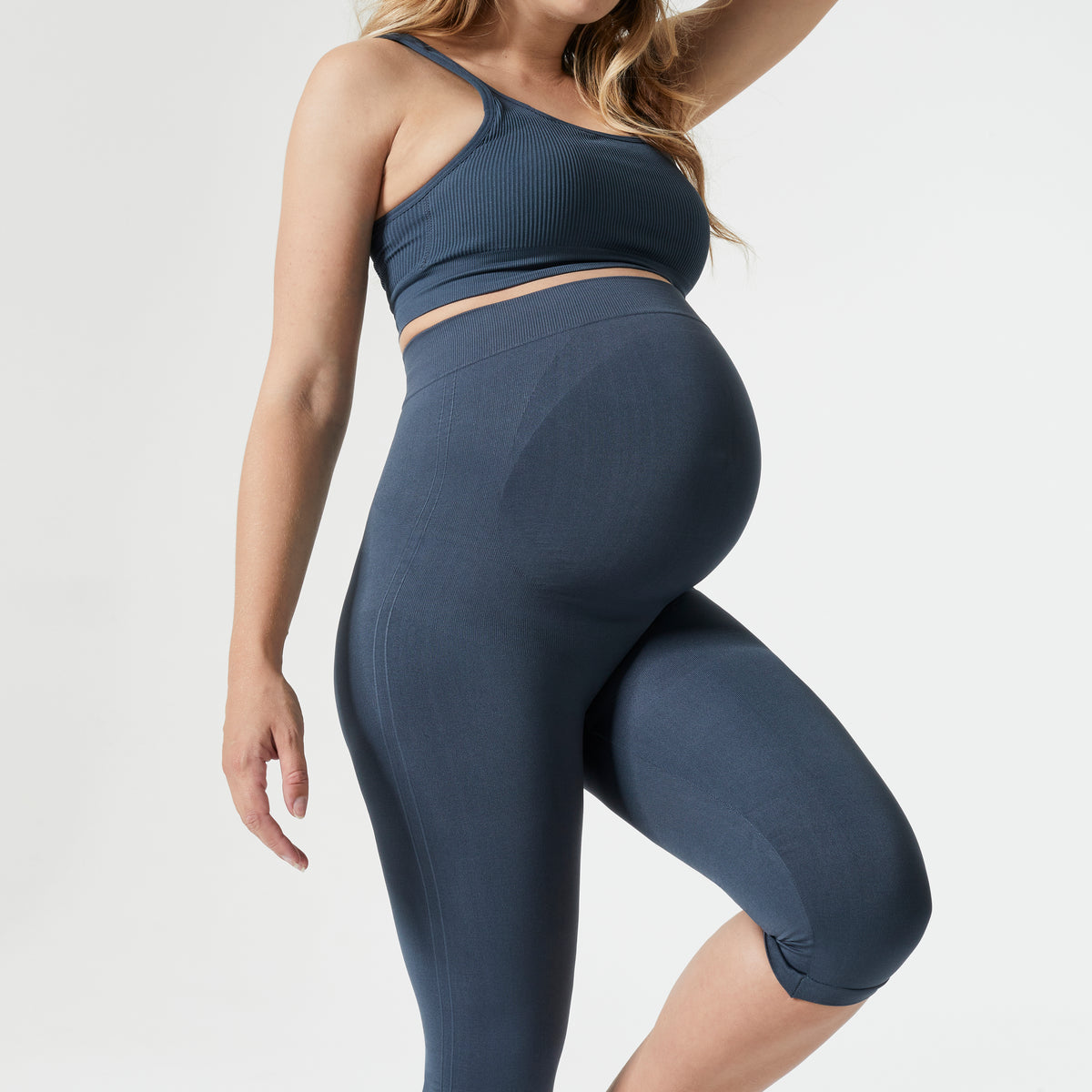 Old Navy Maternity Full Panel PowerSoft Crop Leggings  Southcentre Mall